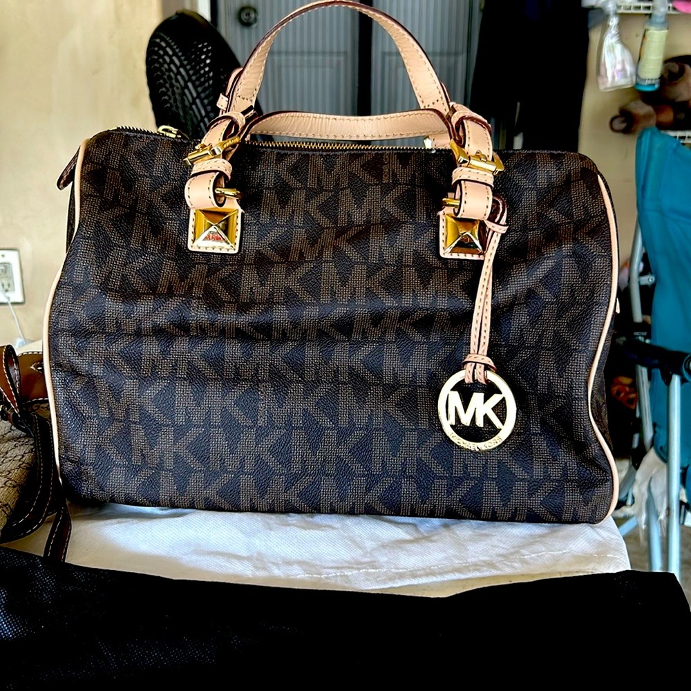 MK bag like new no flaws